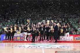 这也能有节奏？打野Shadow意大利护照曝光，网友质疑BLG不是全华班了！